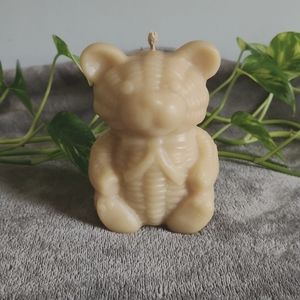 Beeswax, 100%, Hand-Molded, Bear Candle, 14.8 oz/ 420 Grams, Long Burning